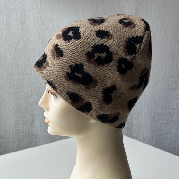 Madewell Leopard Print Beanie - Picture 2 of 7
